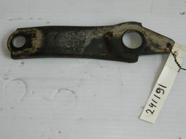 Крепление балки подвески TOYOTA CORONA ST191 3SFE Перед Лев (Б/У)
