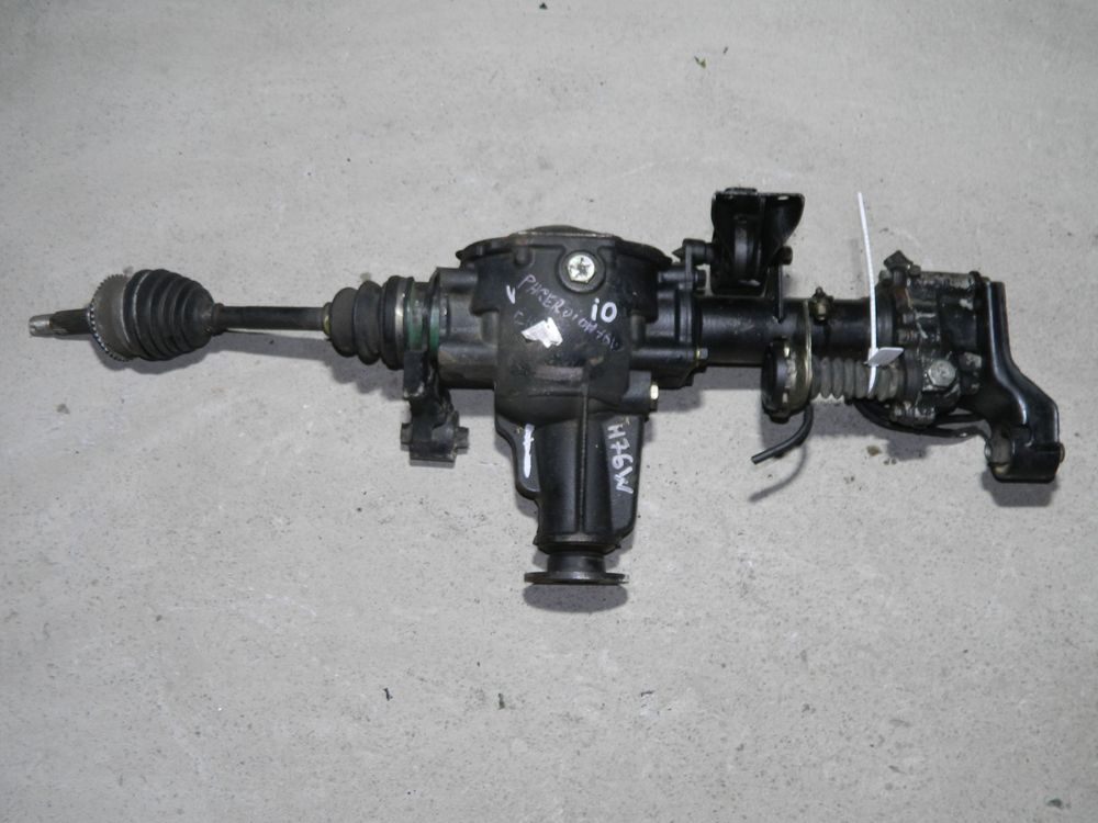 Редуктор MITSUBISHI PAJERO IO H67W Перед (Контрактный) 69586003