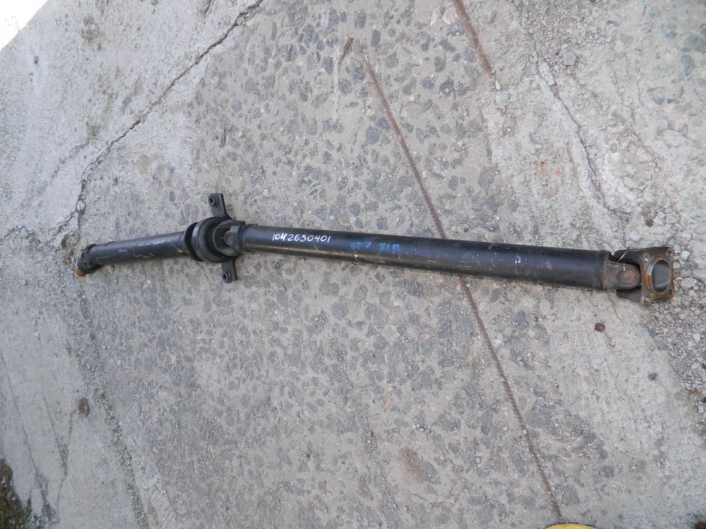 Карданный вал SUBARU XV GP7 FB20 (Контрактный) 1042630401