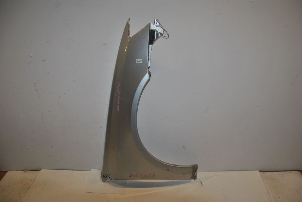 Крыло SUBARU LEGACY BP5 Перед Прав (Контрактный) 46098658