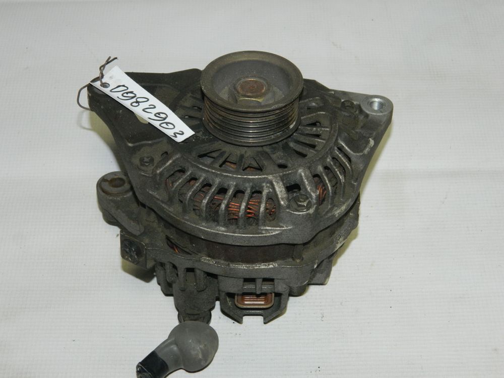 Генератор MAZDA DEMIO DY3W ZJVE (Контрактный) 0982903