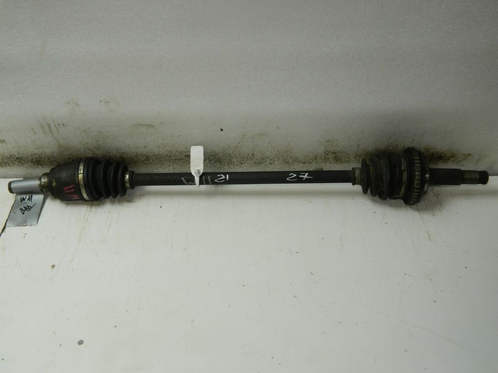 Привод NISSAN AVENIR W11 QR20DE Зад Лев (Контрактный) 35015635