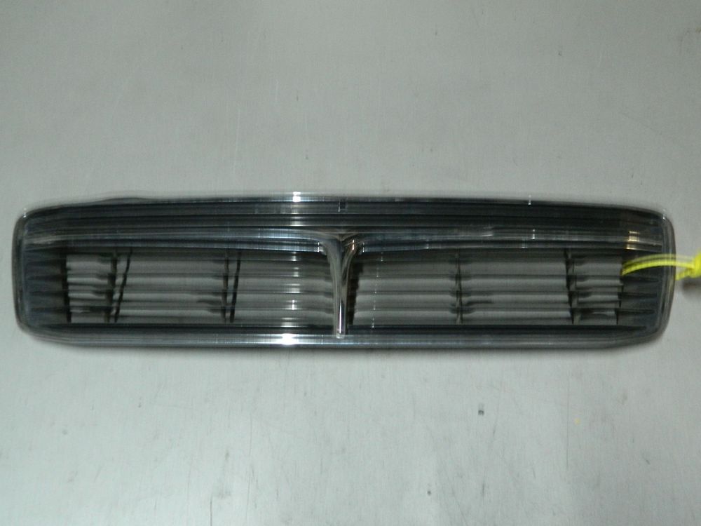 Решетка радиатора TOYOTA VISTA SV40 (Контрактный) 79773295
