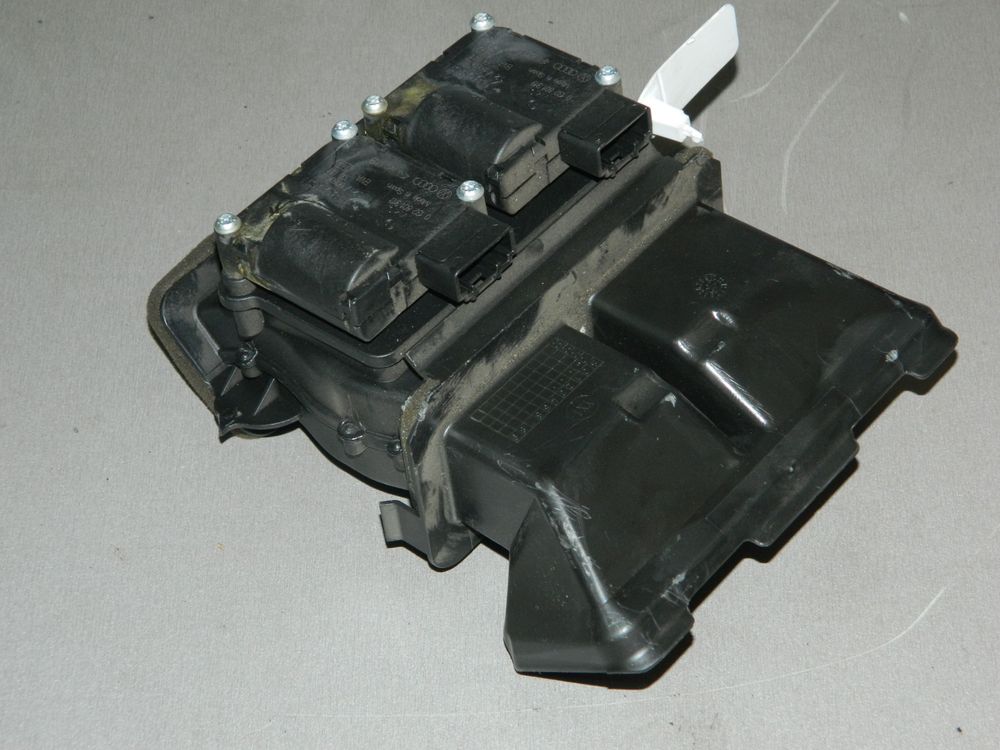 Воздуховод AUDI Q7 4L (Б/У) 35020598