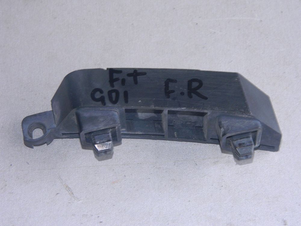 Крепление бампера HONDA FIT GD1 Перед Прав (Кoнтрaктный) 79591523