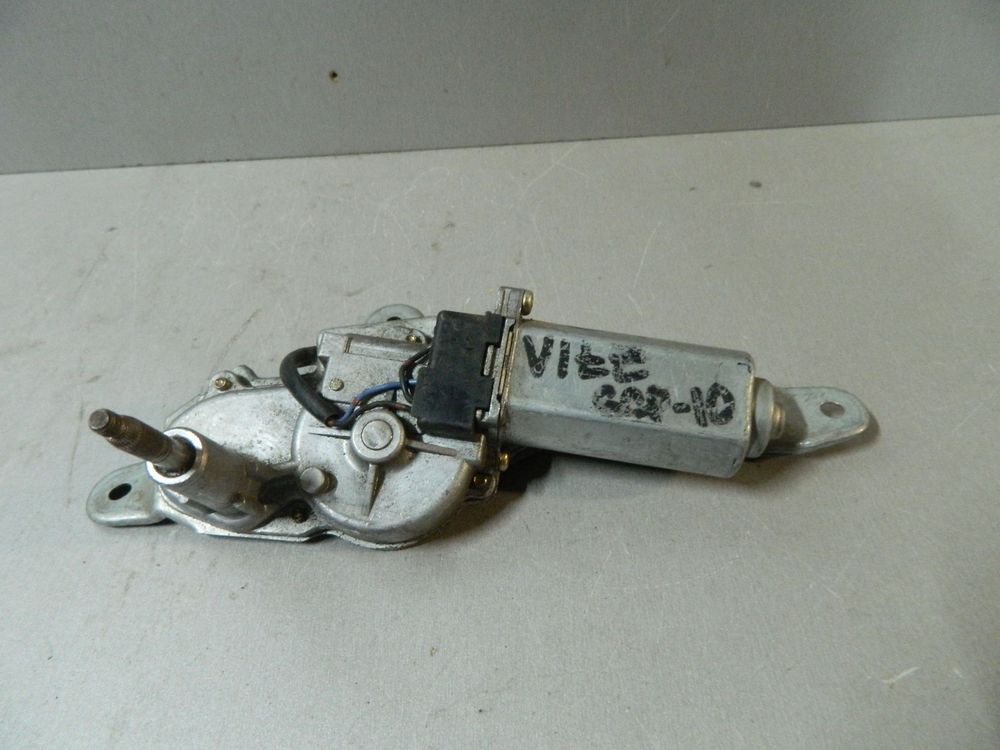 Мотор заднего дворника TOYOTA VITZ SCP10 (Контрактный) 81528767
