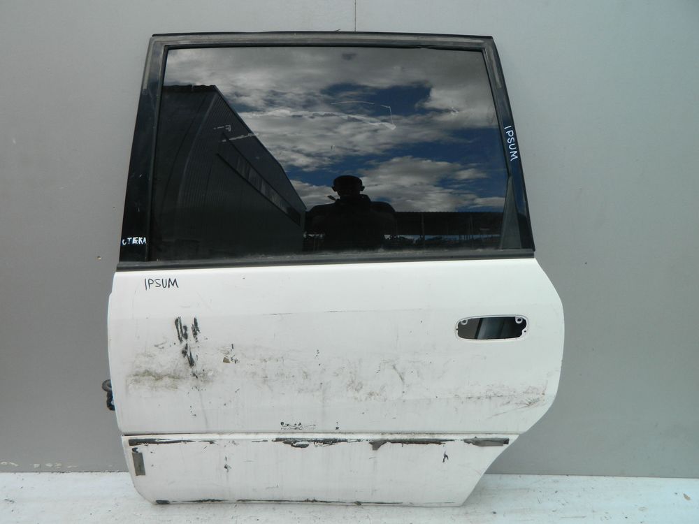 Дверь TOYOTA IPSUM SXM15 Зад Лев (Контрактный) 40951946