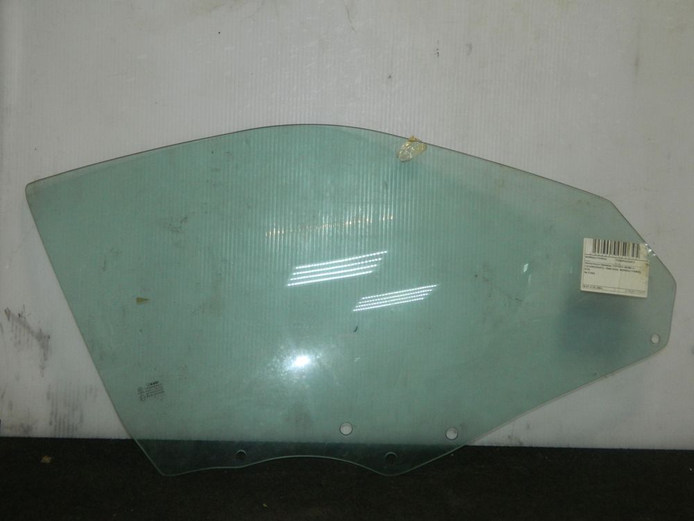 Стекло двери XYG T2H2RGSS4FD TOYOTA MARK 2 Перед Прав