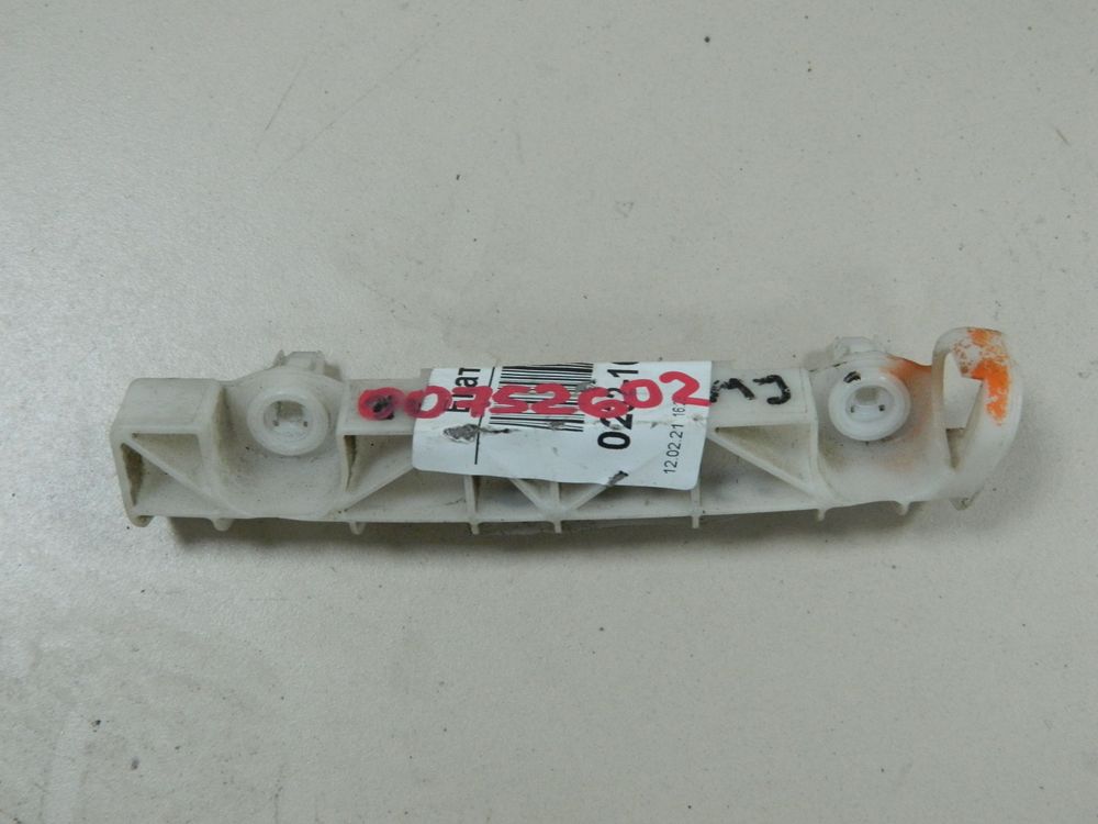 Крепление бампера MITSUBISHI OUTLANDER CW5W Зад Прав (Контрактный) 00752602
