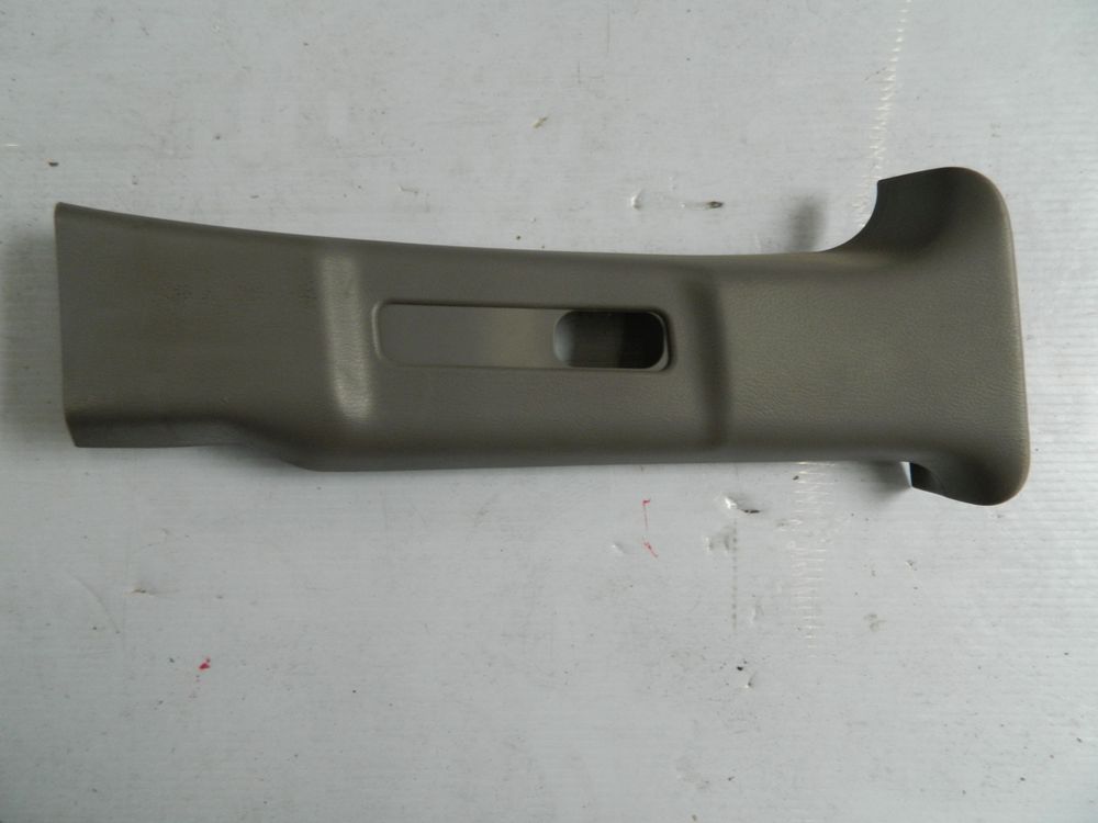 Обшивка стойки SUBARU FORESTER SG5 Прав Верх (Контрактный) 4222604