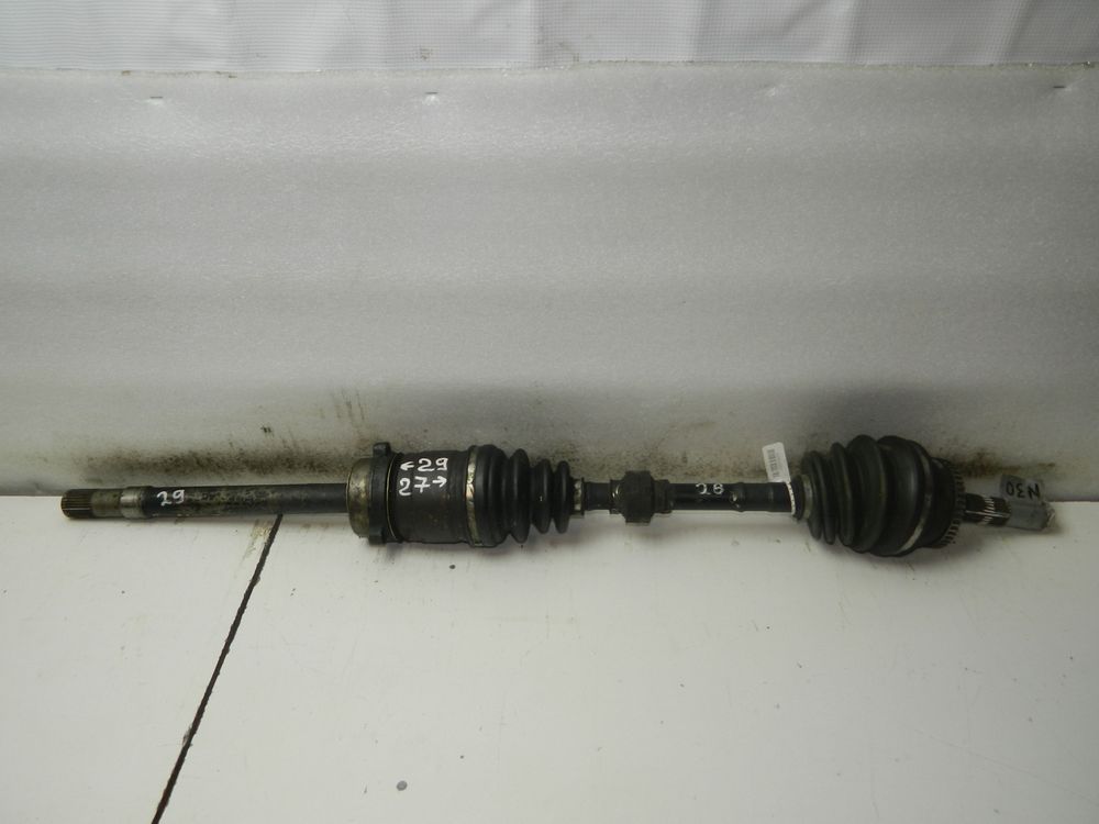 Привод NISSAN RNESSA N30 SR20DE Перед Прав (Контрактный) 35015831