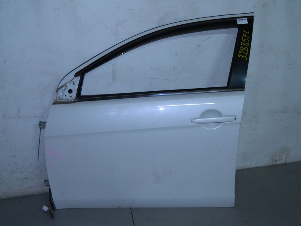 Дверь MITSUBISHI LANCER CY4A Перед Лев (Контрактный) 81540998
