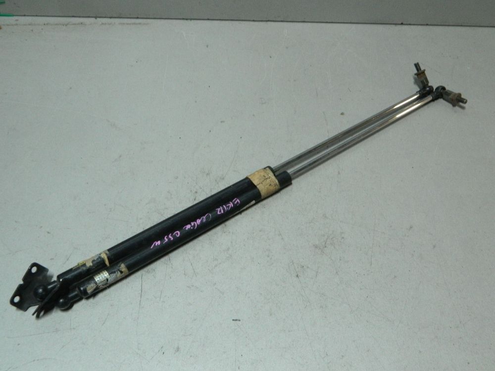 Амортизатор багажника MITSUBISHI LANCER CEDIA CS5W (Контрактный) 81528844