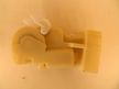 Замок двери GENERAL PARTS 6904048010 TOYOTA HARRIER MCU15 / ASU10 FL