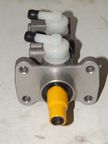Главный тормозной цилиндр GENERAL PARTS MK384489 MITSUBISHI FUSO
