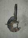 Кулак поворотный MITSUBISHI GALANT EA1A Перед Лев (Контрактный) 79591140