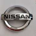 Эмблема NISSAN 628904EM0A NISSAN QASHQAI Перед