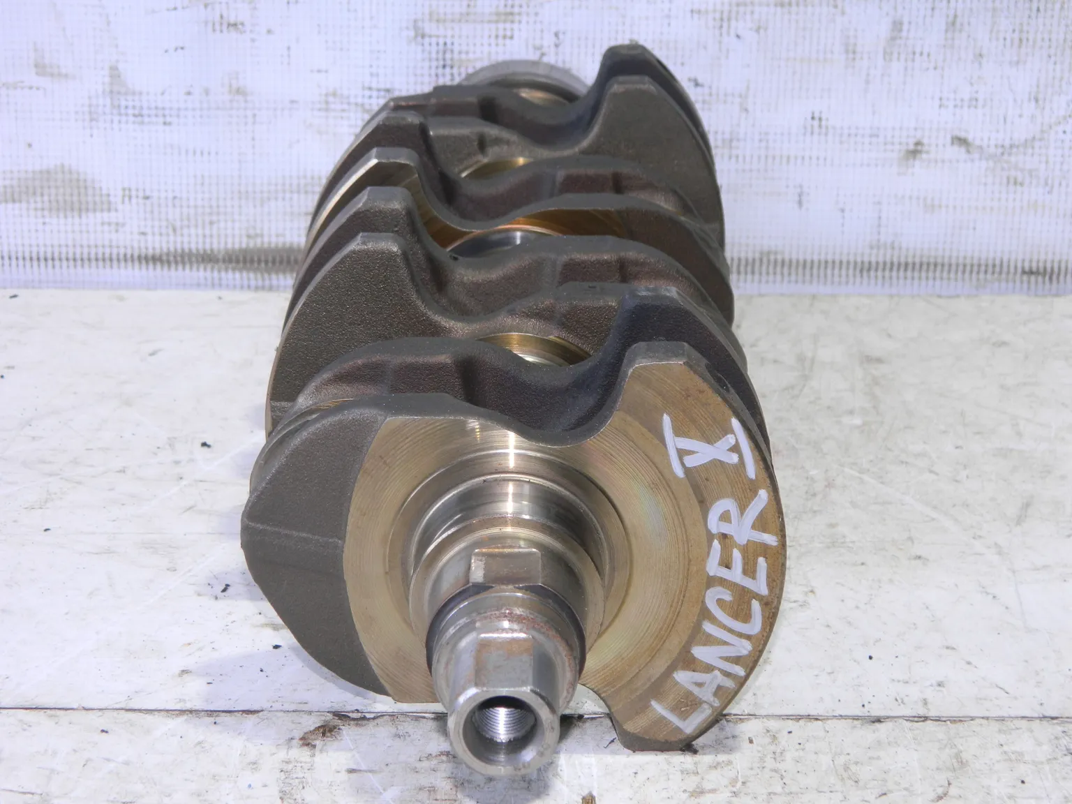 Коленвал MITSUBISHI 4G18 (Контрактный) 65243869