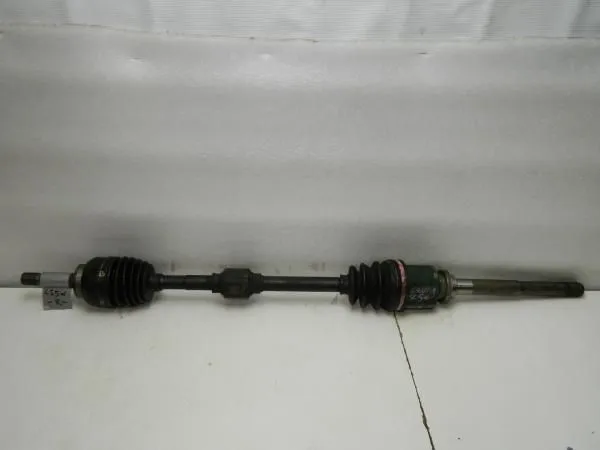 Привод MITSUBISHI LANCER CEDIA CS5W 4G93 Перед Прав (Контрактный) D9996808