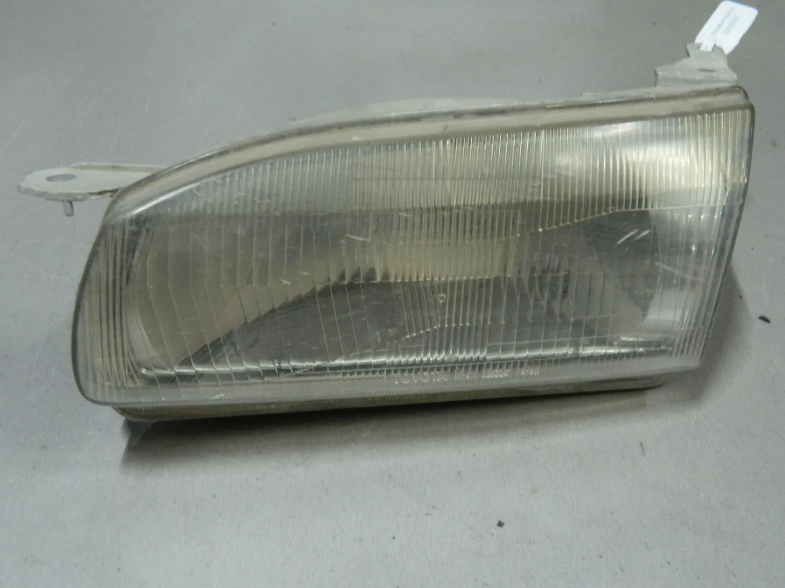 Фара TOYOTA COROLLA AE110 Перед Лев 12411 (Контрактный) 68000697