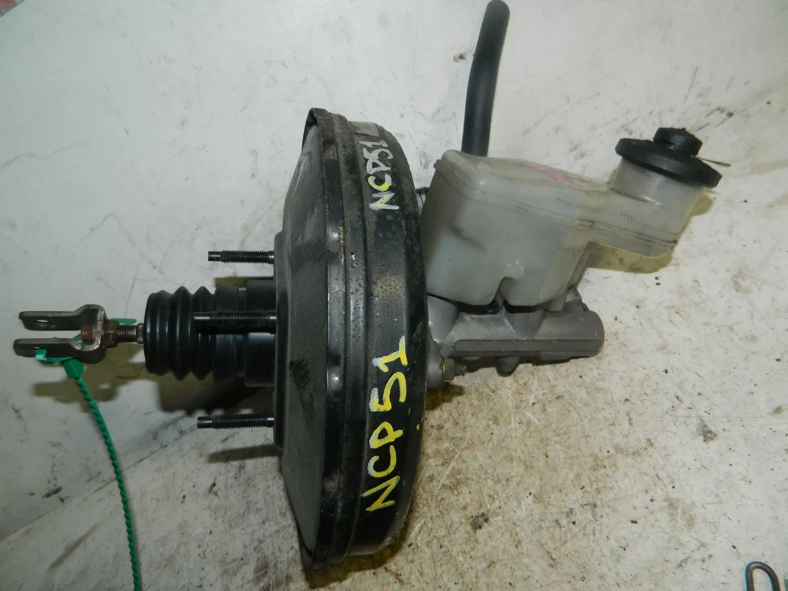 Вакуумный усилитель TOYOTA PROBOX NCP51 (Контрактный) 81531046