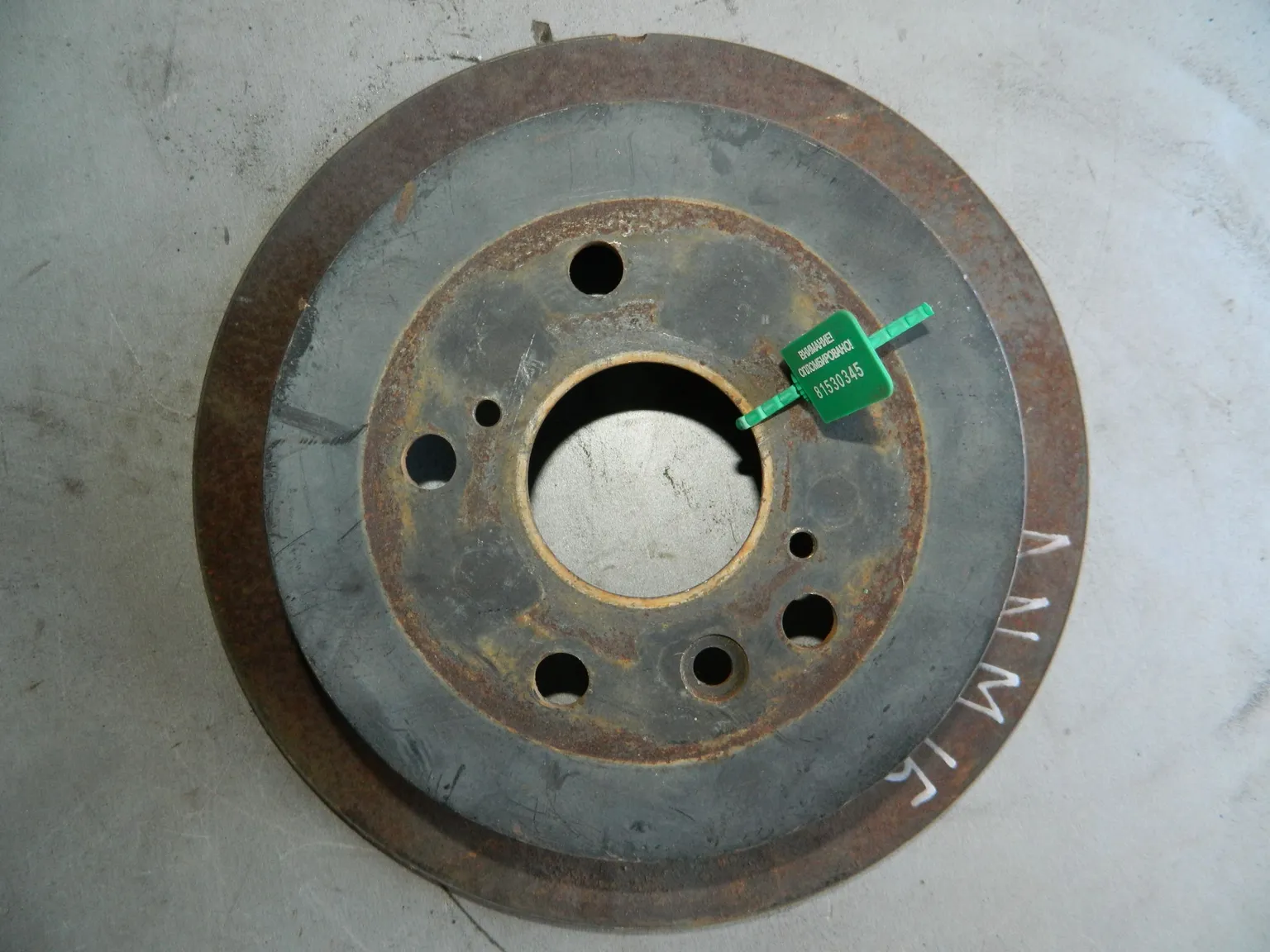 Диск тормозной TOYOTA ISIS ANM15 Зад (Контрaктный) 81530345