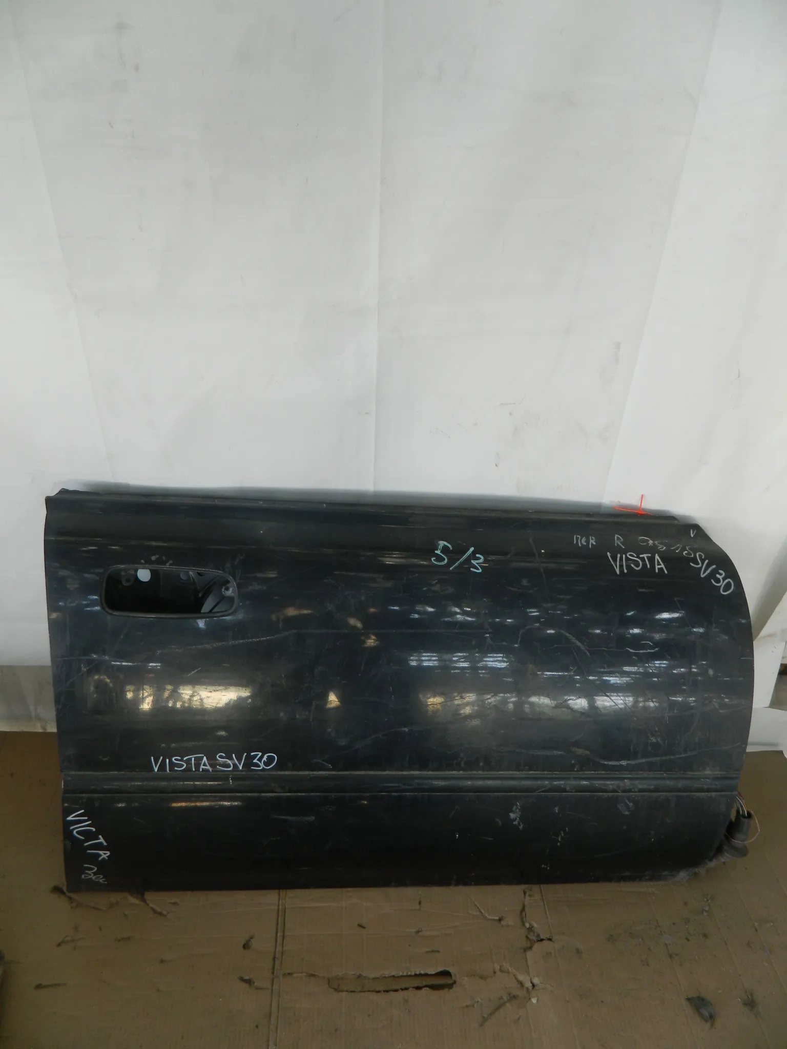 Дверь TOYOTA VISTA SV30 Перед Прав (Контрактный) 65243262 6700132310