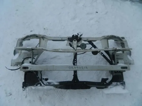 Рамка радиатора NISSAN X-TRAIL NT30 (Контрактный)