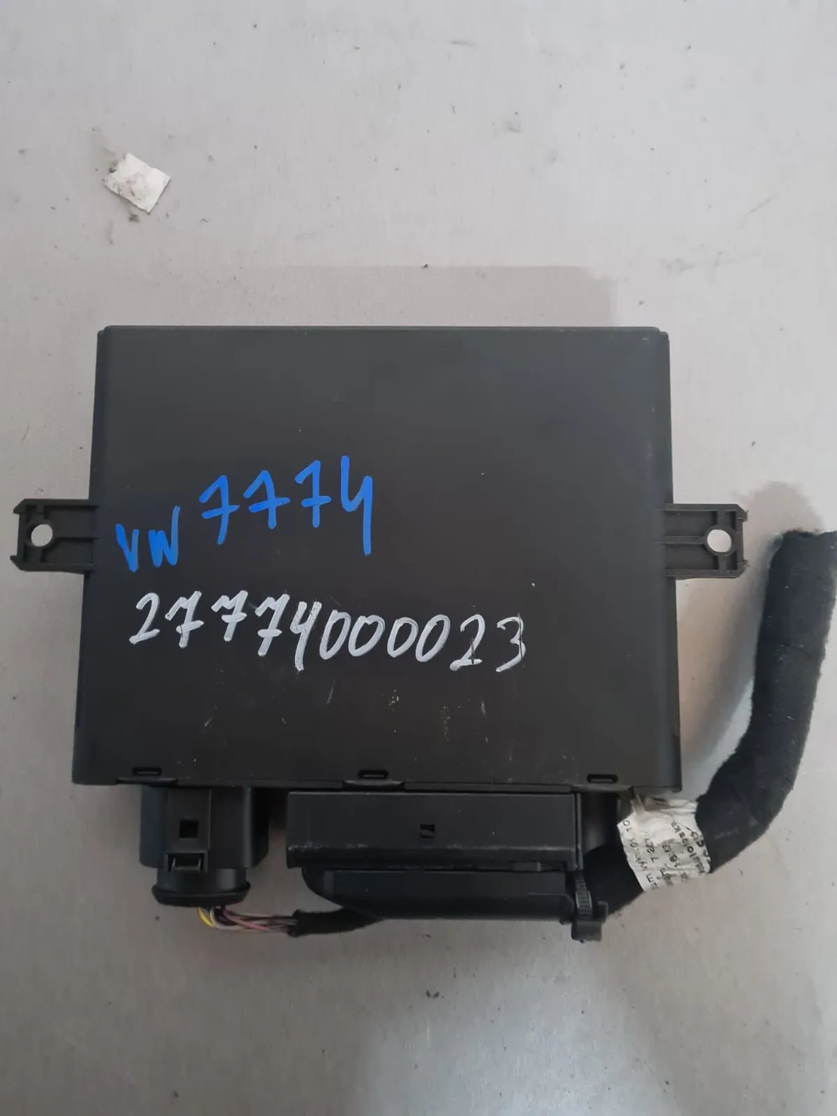 Блок управления центральным замком VOLKSWAGEN TOUAREG 7L7 (Контрактный) 27774000023
