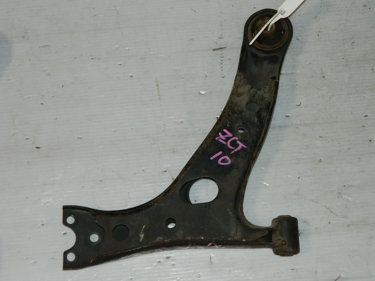 Рычаг подвески TOYOTA OPA ZCT10 Перед Лев (Контрактный) 45992857