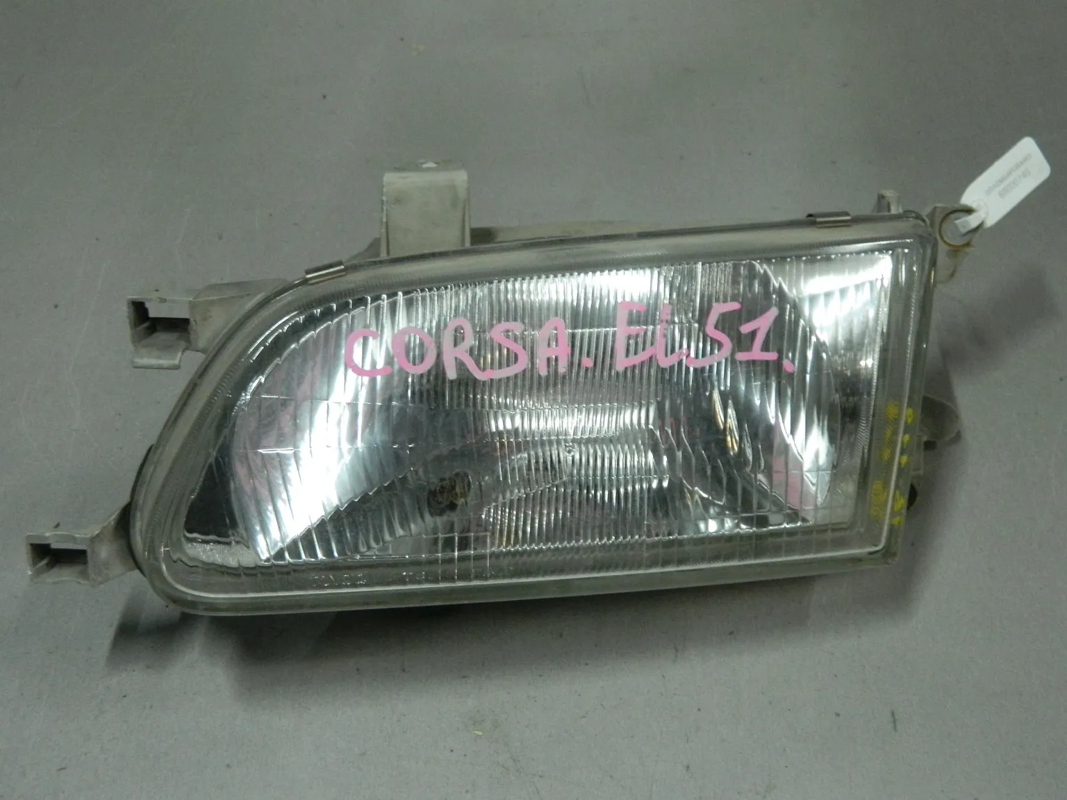 Фара TOYOTA CORSA EL51 Перед Лев 16119 (Контрактный) 68000740