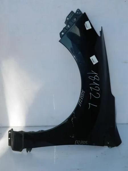 Крыло SUBARU IMPREZA GP6 Перед Лев (Контрактный) 46098924