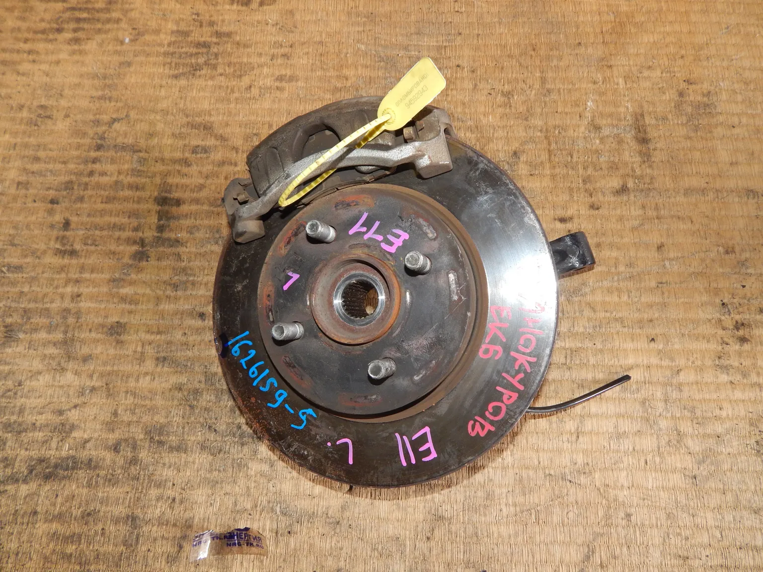 Ступица NISSAN NOTE E11 Перед Лев (Контрактный) 94592943