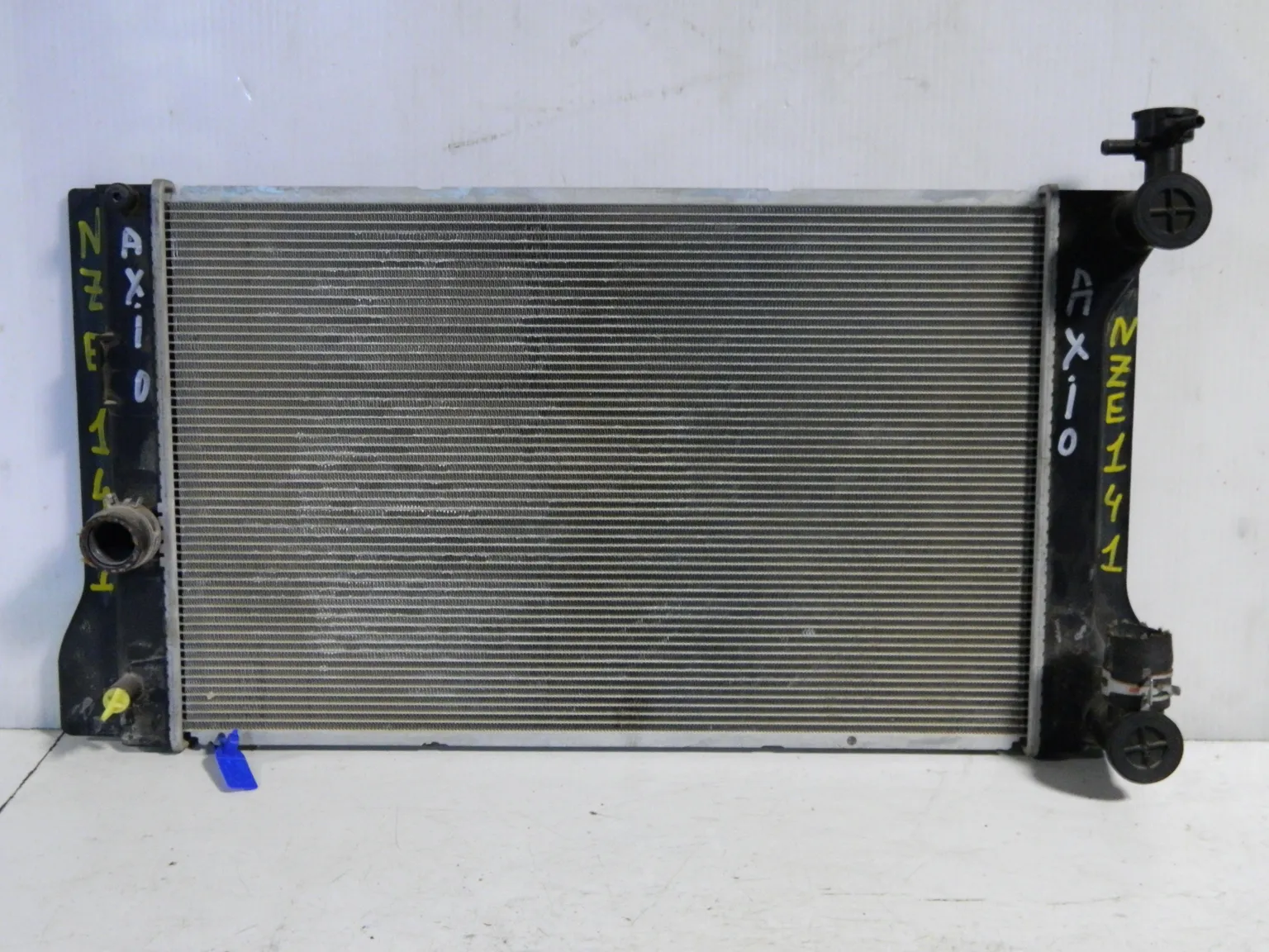 Радиатор ДВС TOYOTA COROLLA FIELDER NZE141 (Контрактный) 69838017