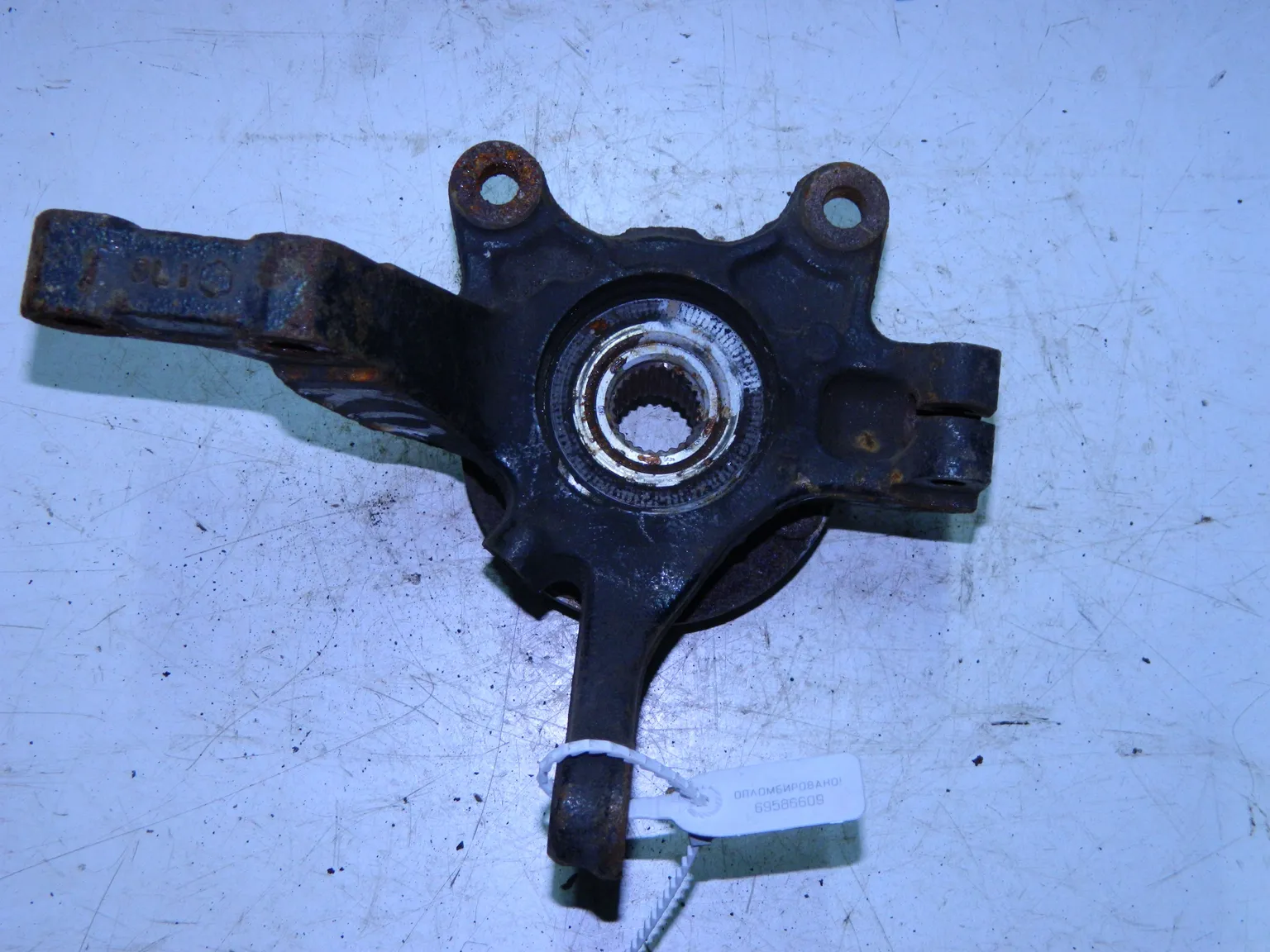 Ступица NISSAN NOTE E11 Перед Лев (Контрактный) 69586609