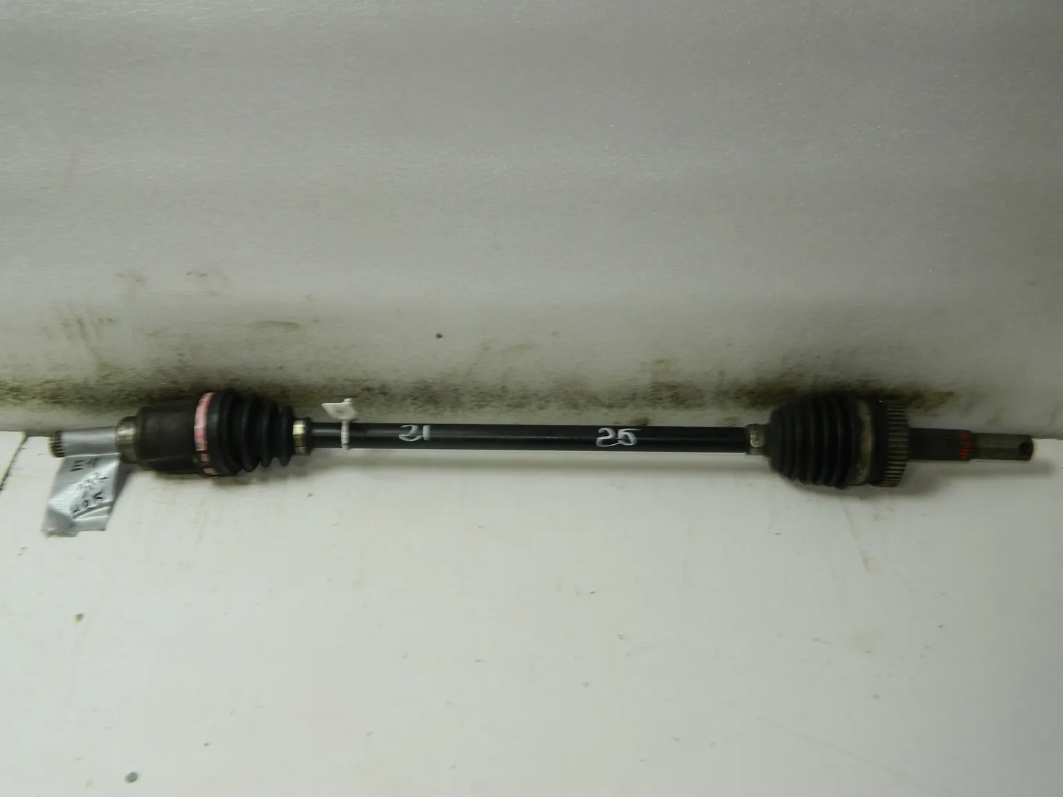 Привод NISSAN NOTE E11 HR15DE Зад (Контрактный) 35015558