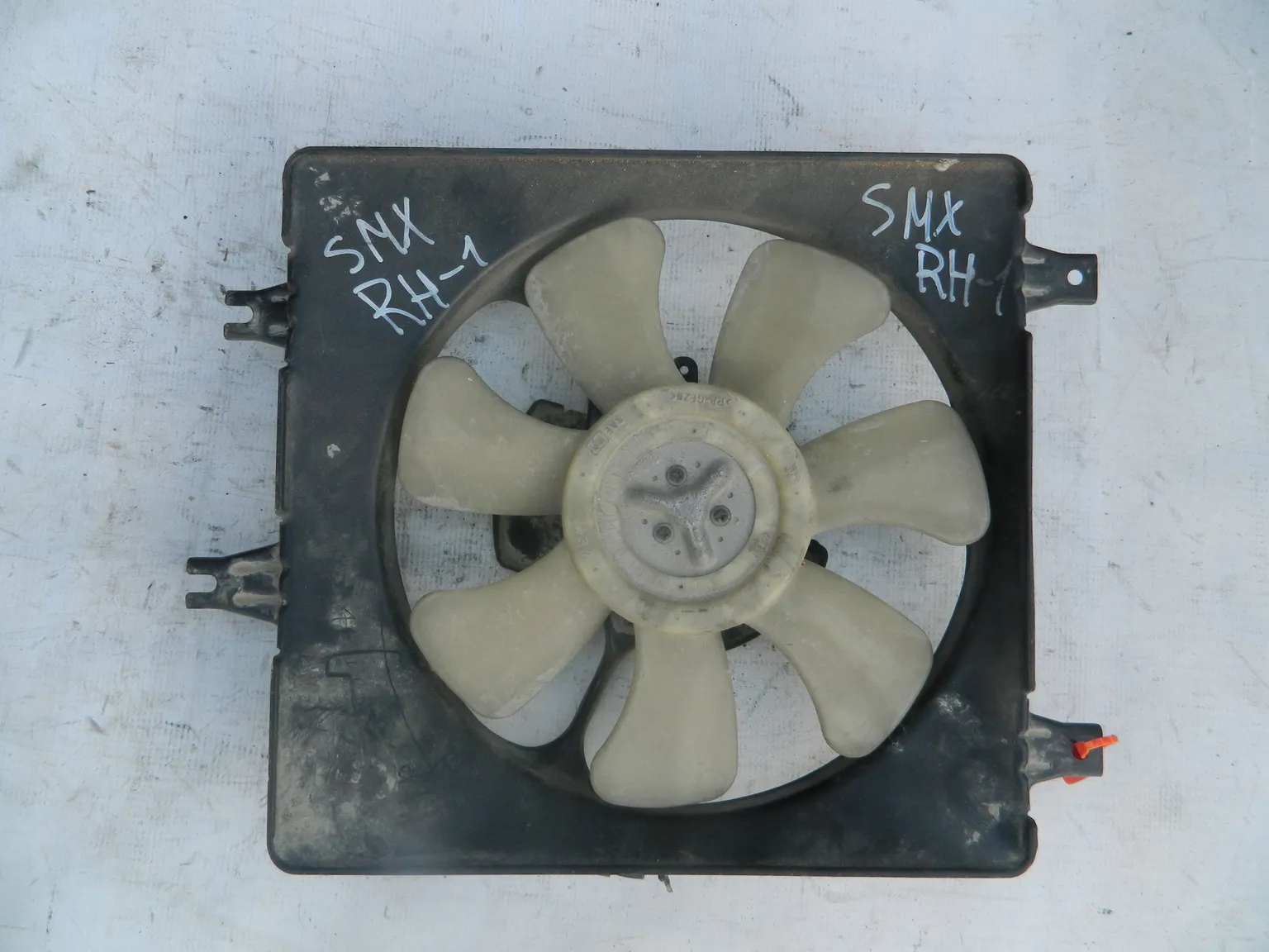 Диффузор радиатора HONDA S-MX RH1 (Контрактный) 72355202