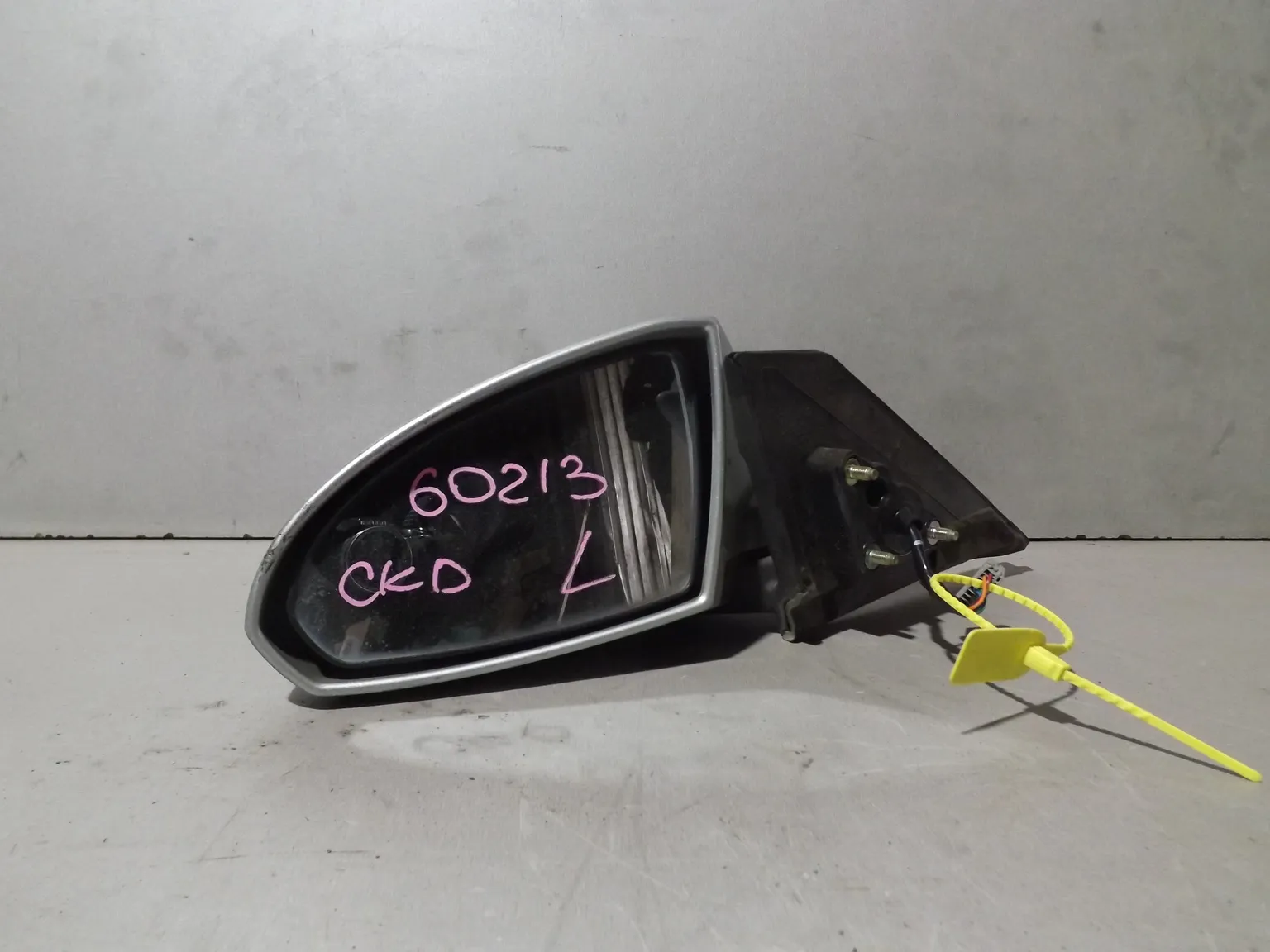 Зеркало NISSAN WINGROAD Y11 Перед Лев (Контрактный) 94603335