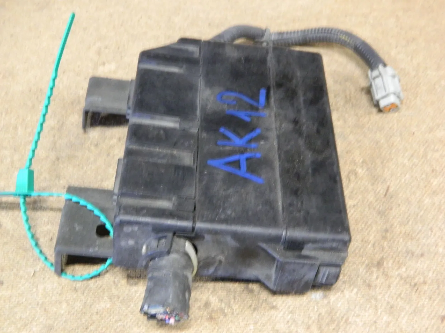 Блок предохранителей NISSAN MARCH AK12 (Контрактный) 79590440