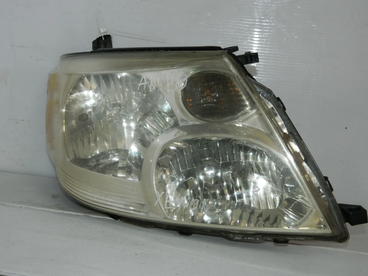 Фара TOYOTA ALPHARD ANH10 XENON Перед Прав (Контрактный) 45984677