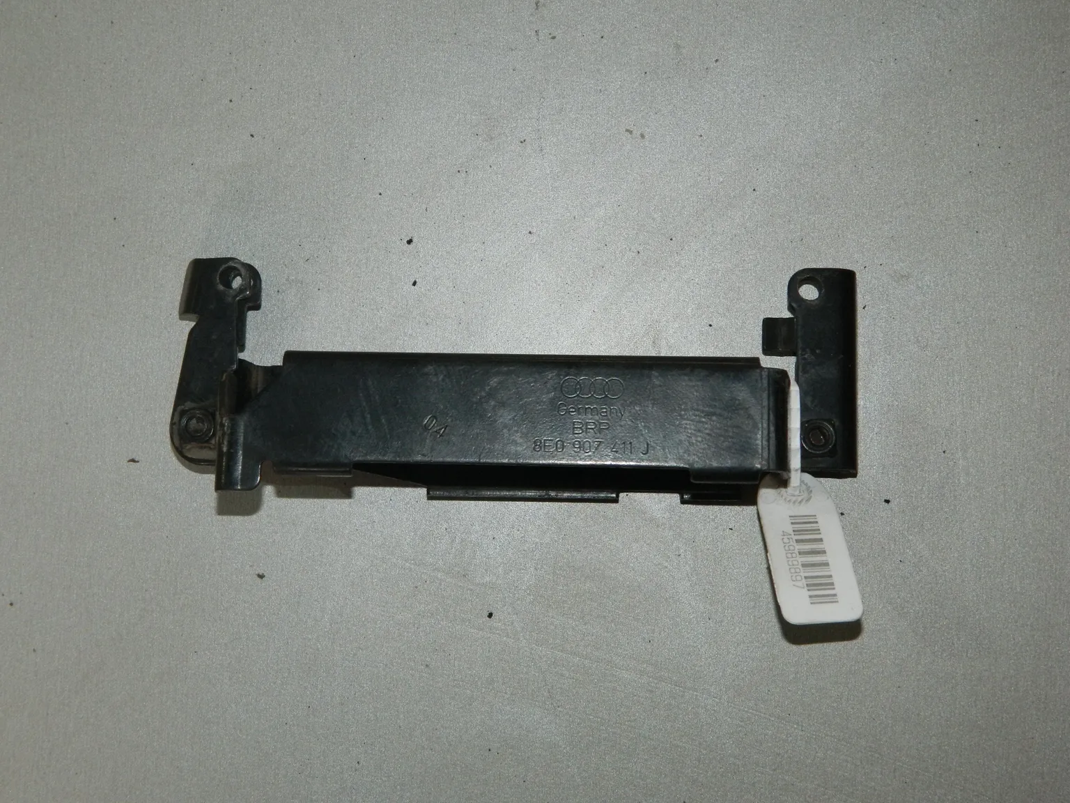 Кронштейн блока управления AUDI Q7 4L BAR (Б/У) 45989897