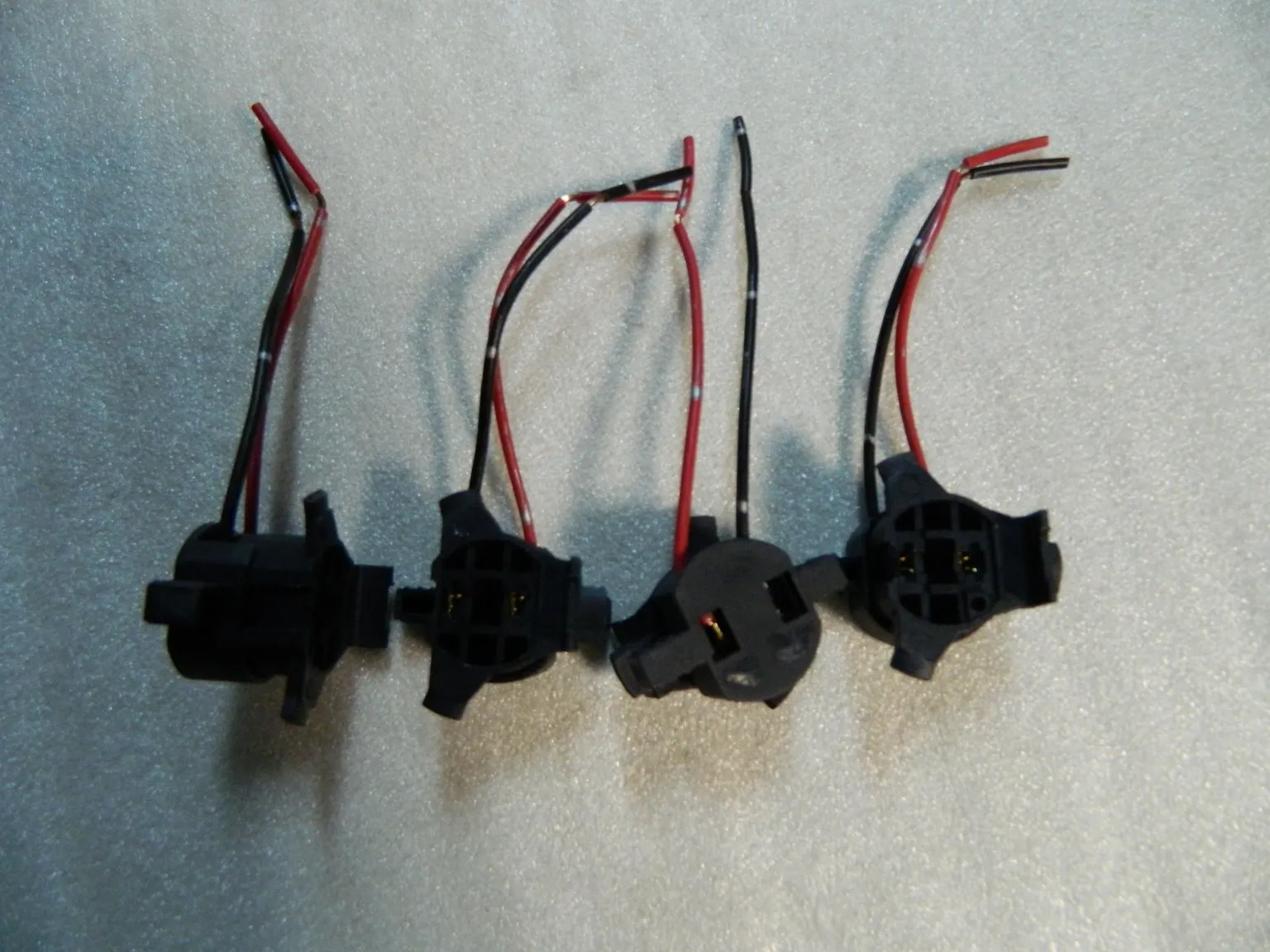 Разъем на лампу фары GENERAL PARTS GPPINH7