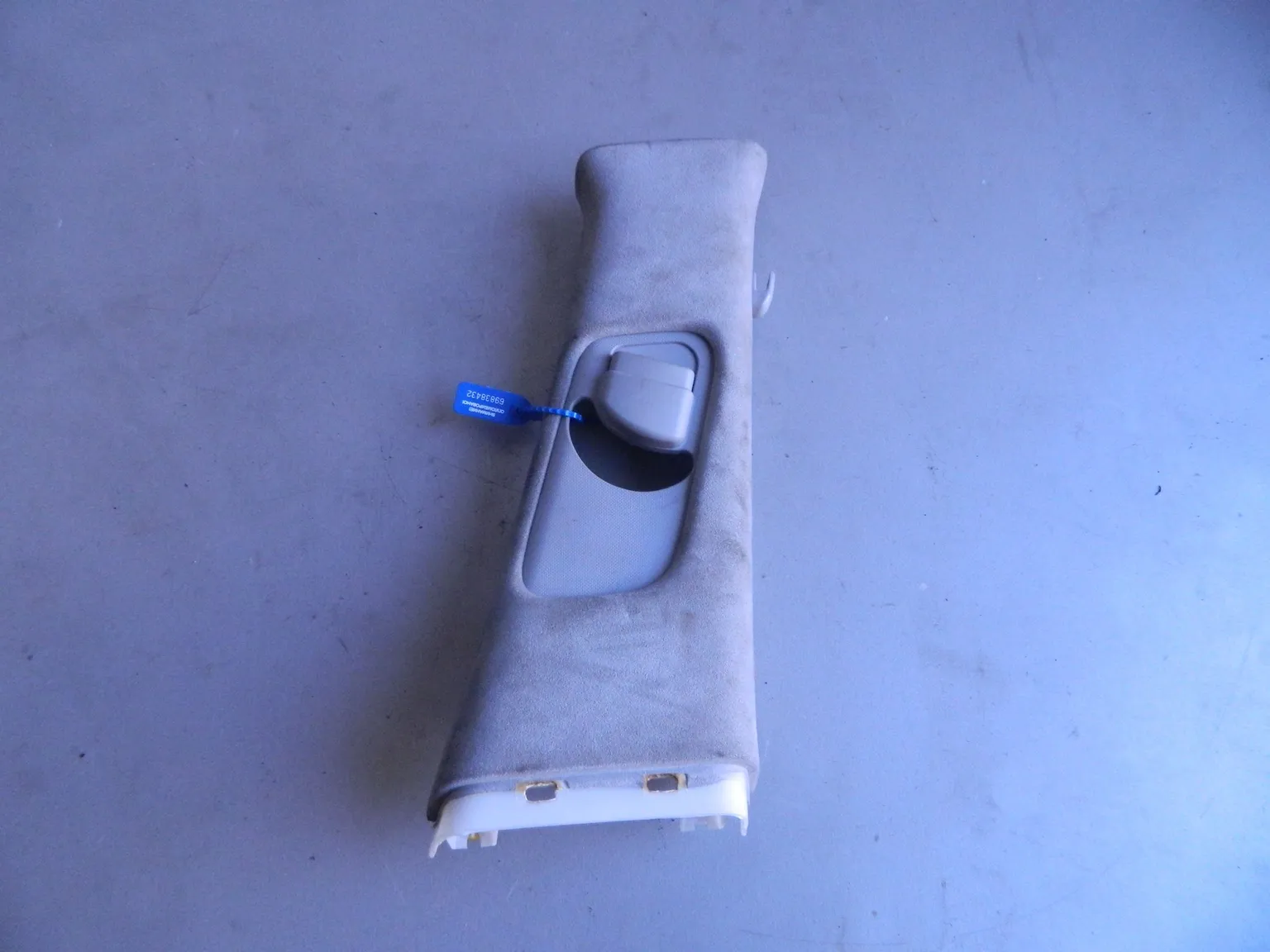 Обшивка стойки центральная HYUNDAI EQUUS VI G6DJ Прав (Б/У) 69838432 858403N751TX