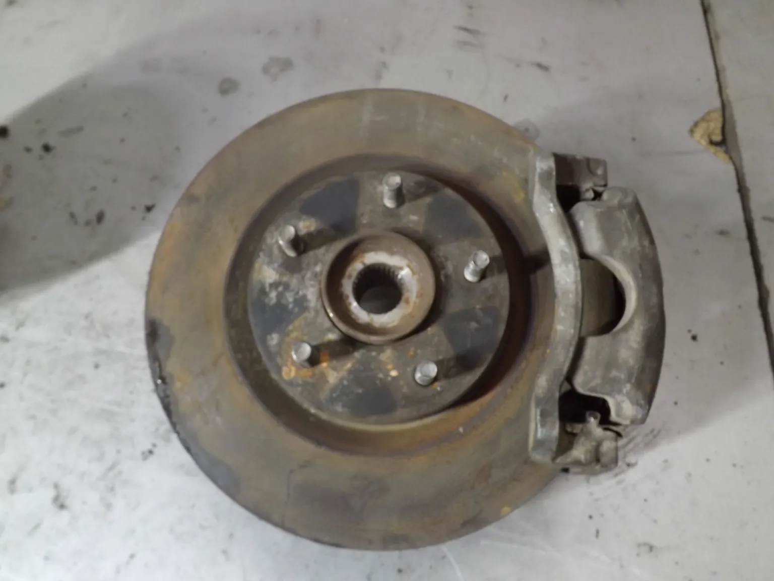 Ступица NISSAN X-TRAIL NT31 Перед Прав (Контрaктный) 94603646