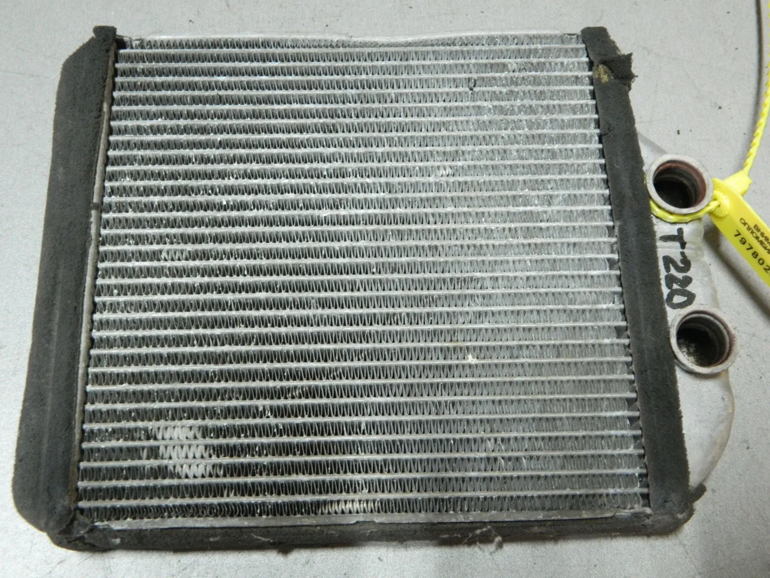 Радиатор печки TOYOTA AVENSIS AT220 (Контрактный) 79780259