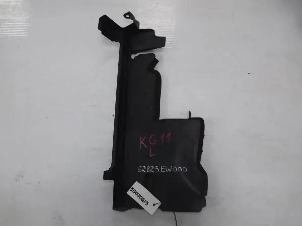 Дефлектор радиатора NISSAN BLUEBIRD KG11 Перед Лев (Контрактный)