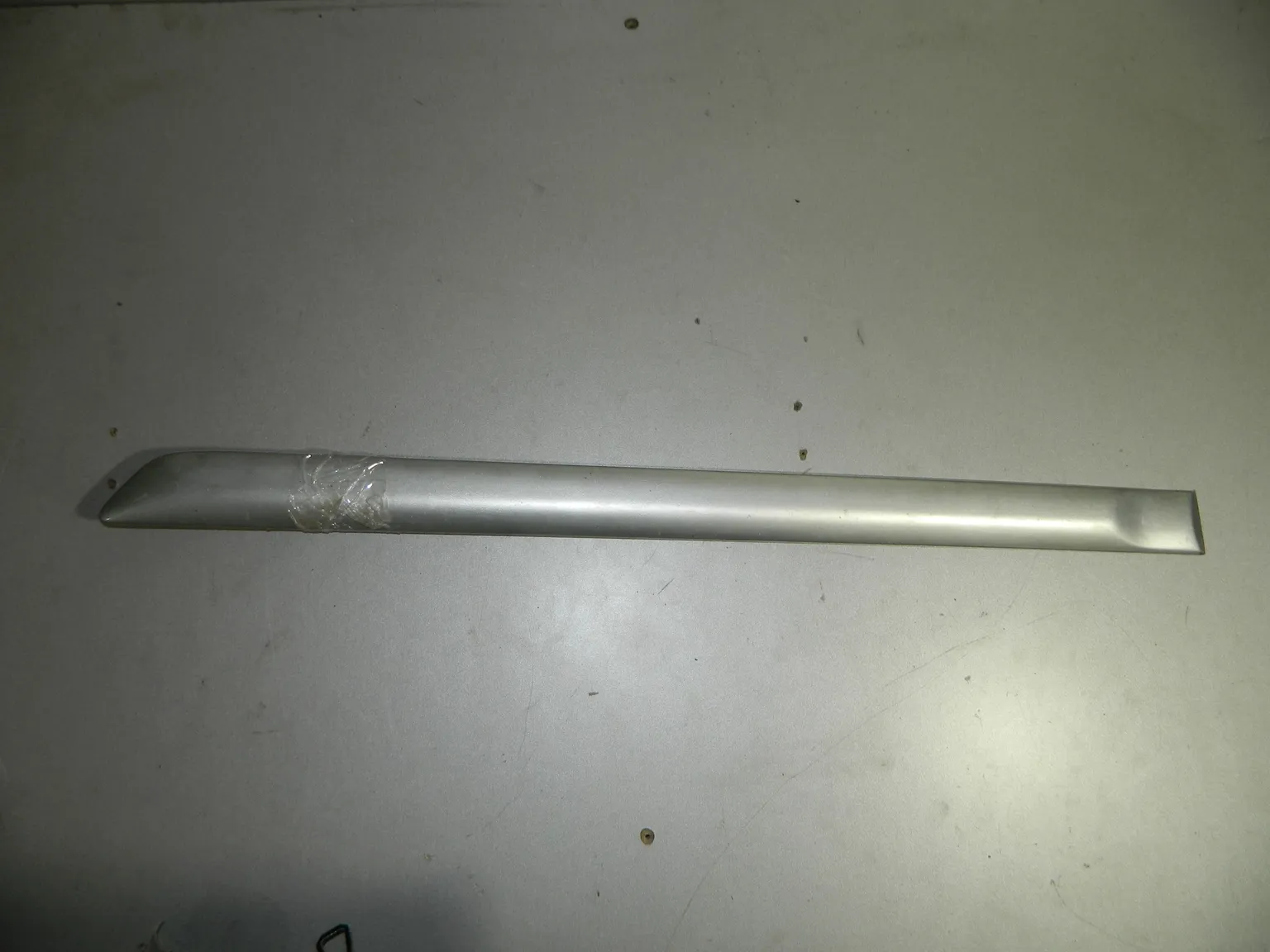 Молдинг двери TOYOTA COROLLA E120 Зад Лев (Б/У) 45990771 7574202140