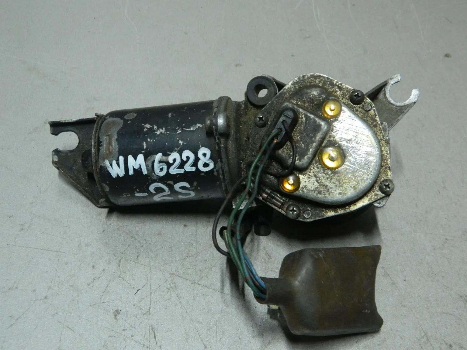 Мотор заднего дворника SUBARU IMPREZA GC8 (Контрактный) 81528694