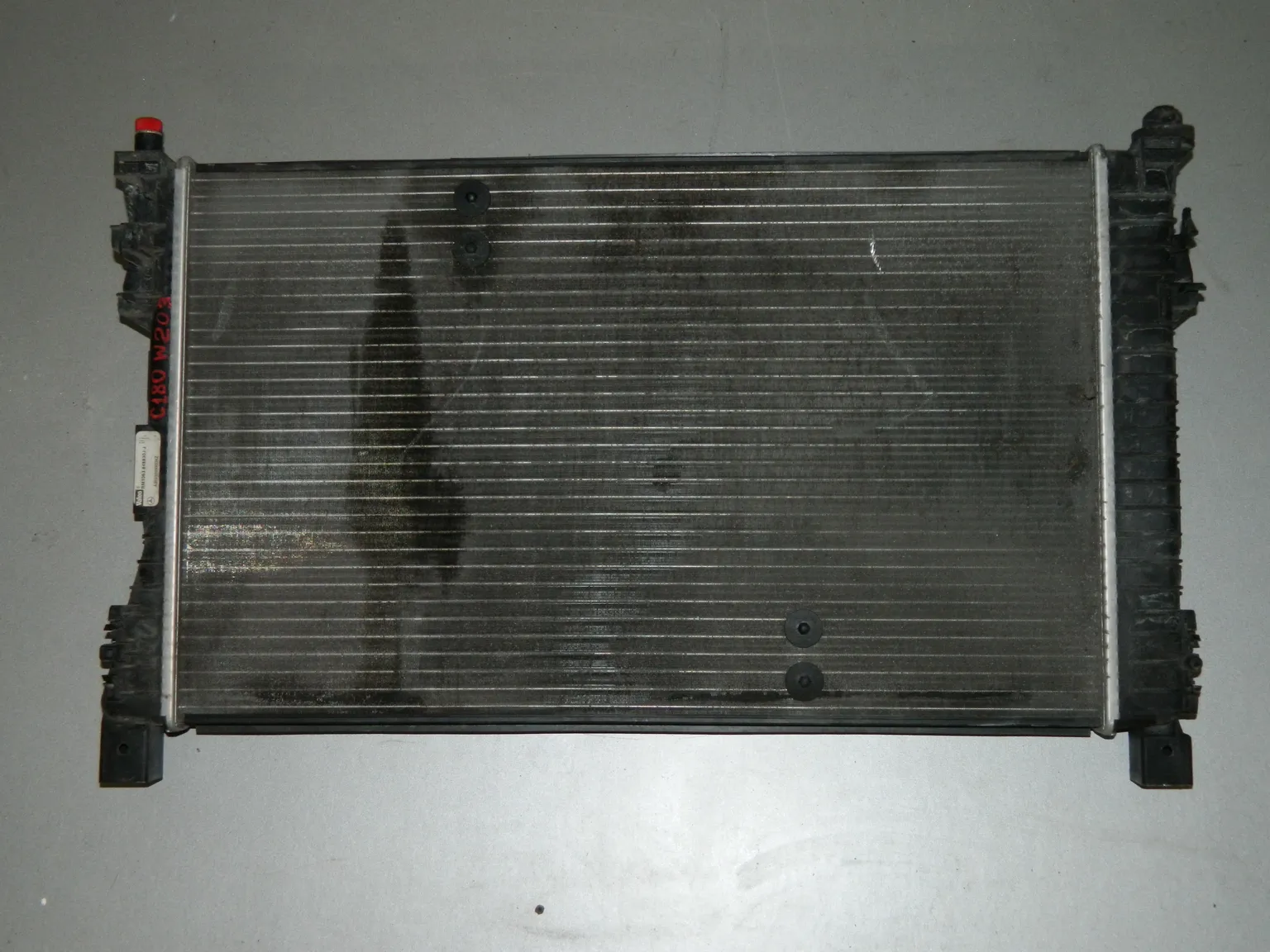 Радиатор ДВС MERCEDES C180 W203 M111E20 EVO (Контрактный) 03344673