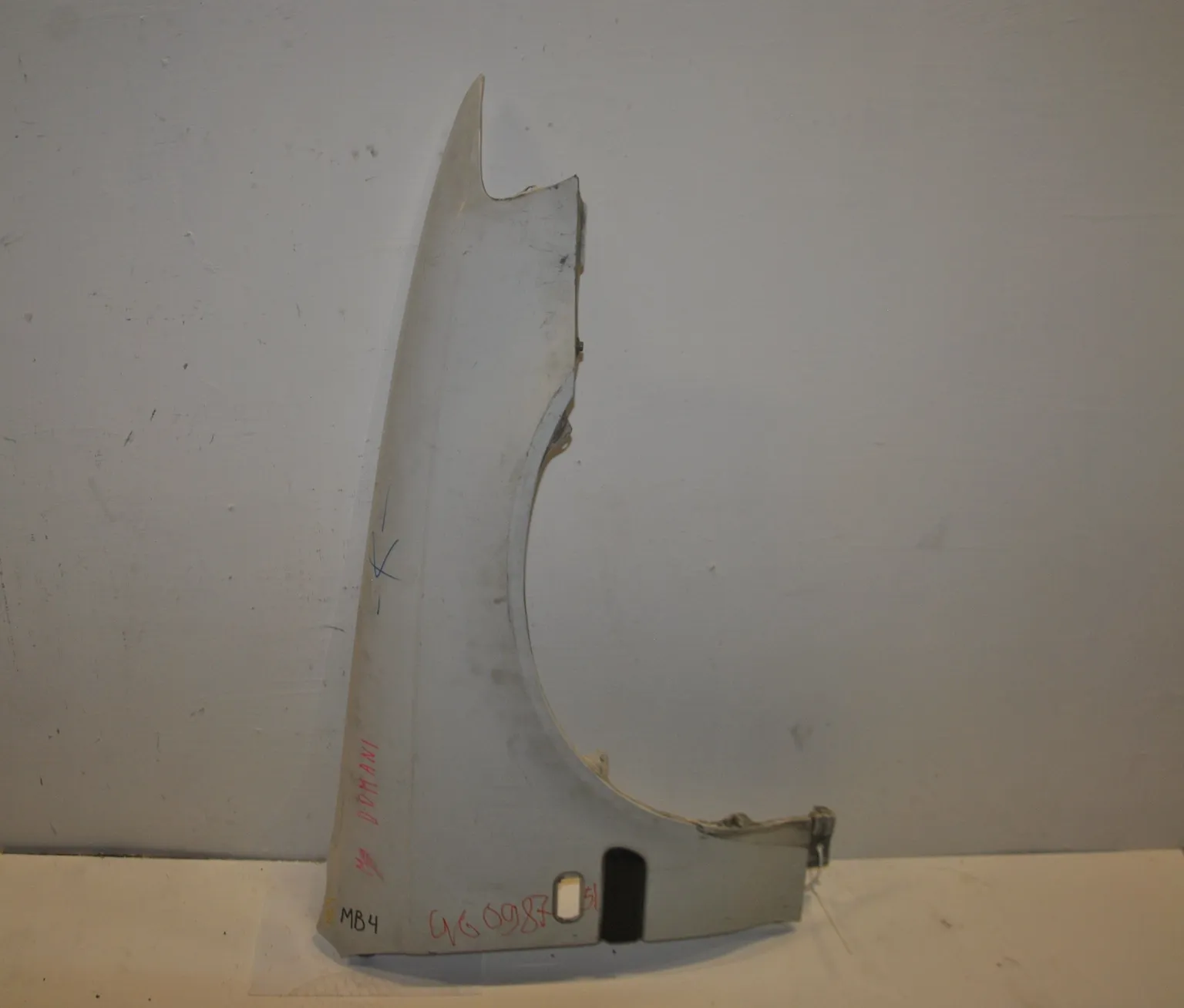 Крыло HONDA DOMANI MB4 Перед Прав (Контрактный) 46098751